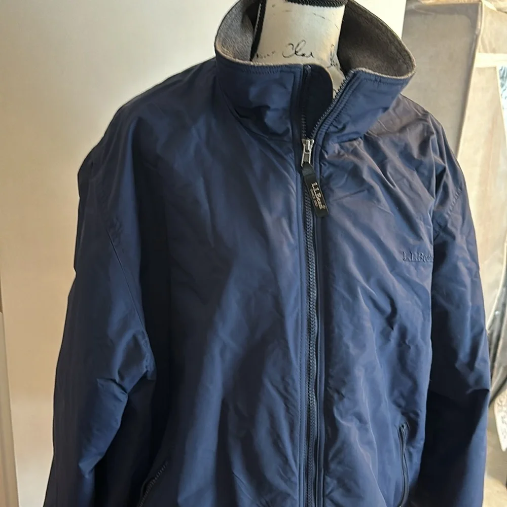 LL Bean mens Navy Winter Jacket XXL REG - Picture 3 of 14